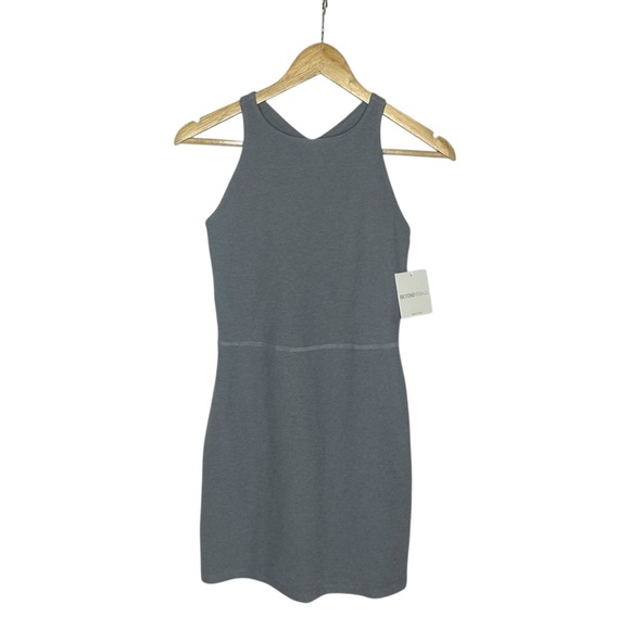 NWT Beyond Yoga Spacedye Refocus Dress in Cloud Grey Heather S - Picture 5 of 11